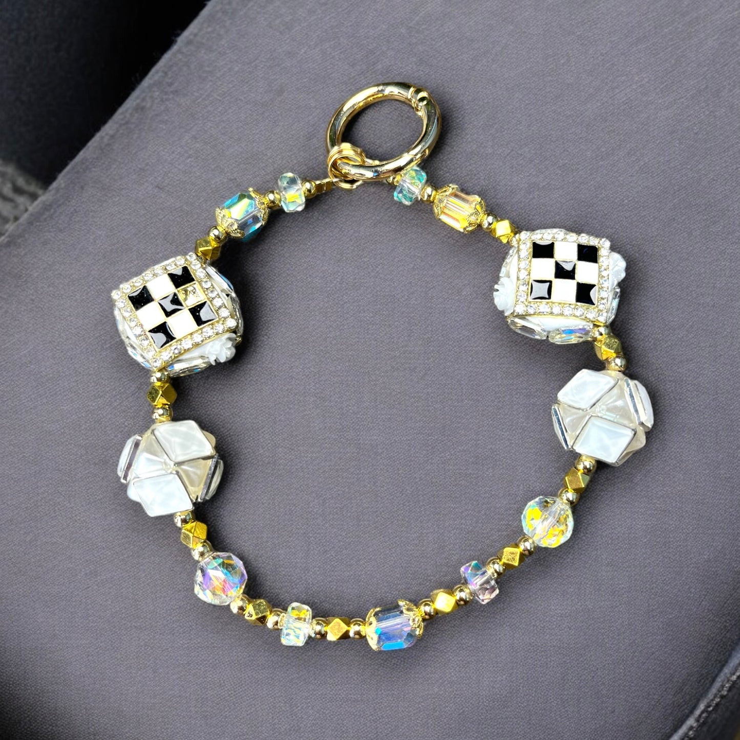 Checker Phone Charm P043