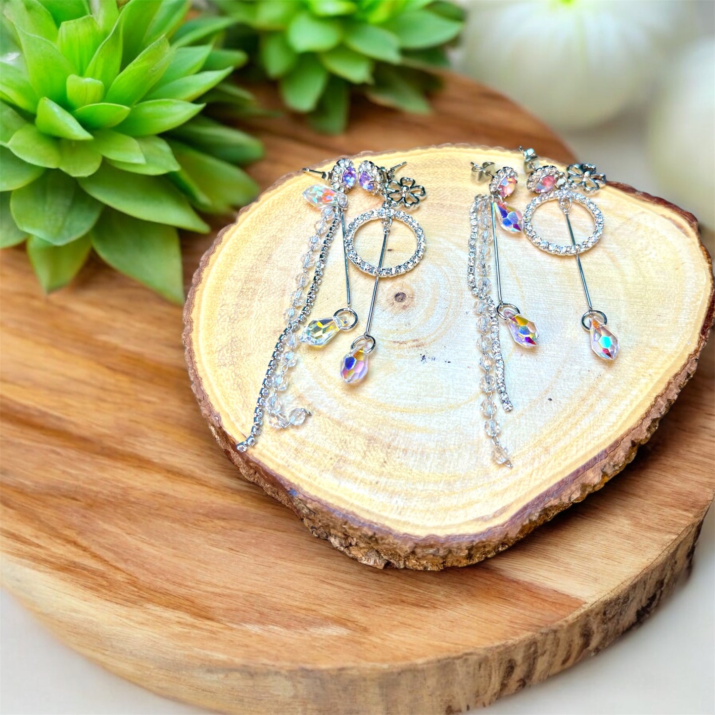 Shiny Diamond Loop Earrings E121