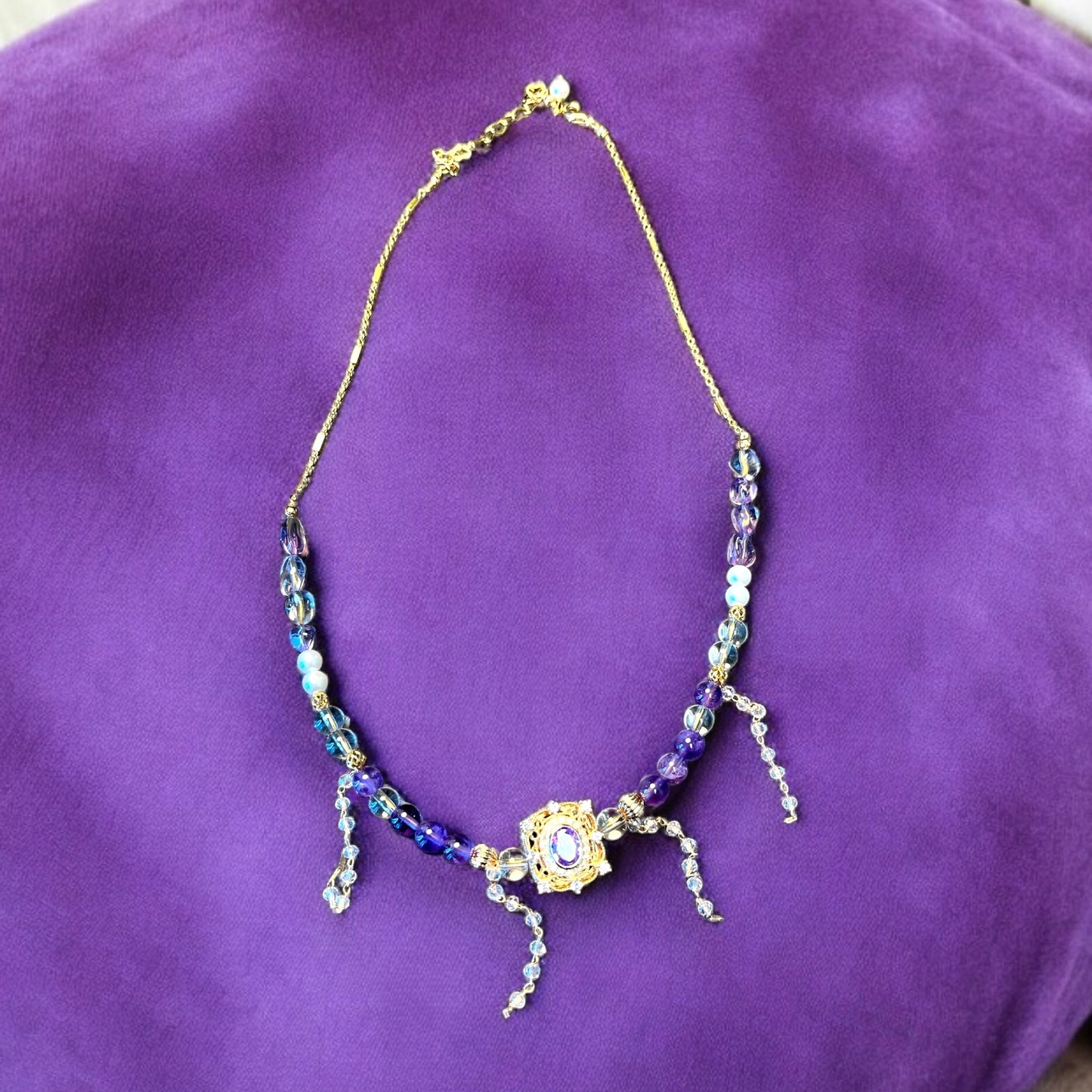 Purple Queen Necklace N033