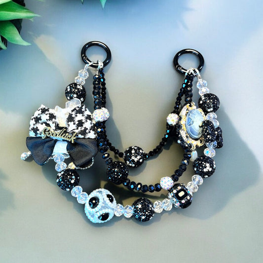 Elegant Black and Lace Portrait Phone Charm P226