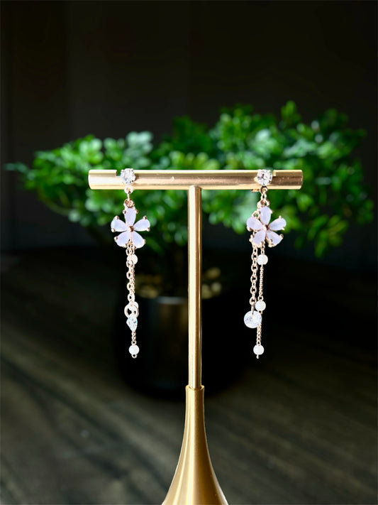 Light Lover Flower Earrings E063