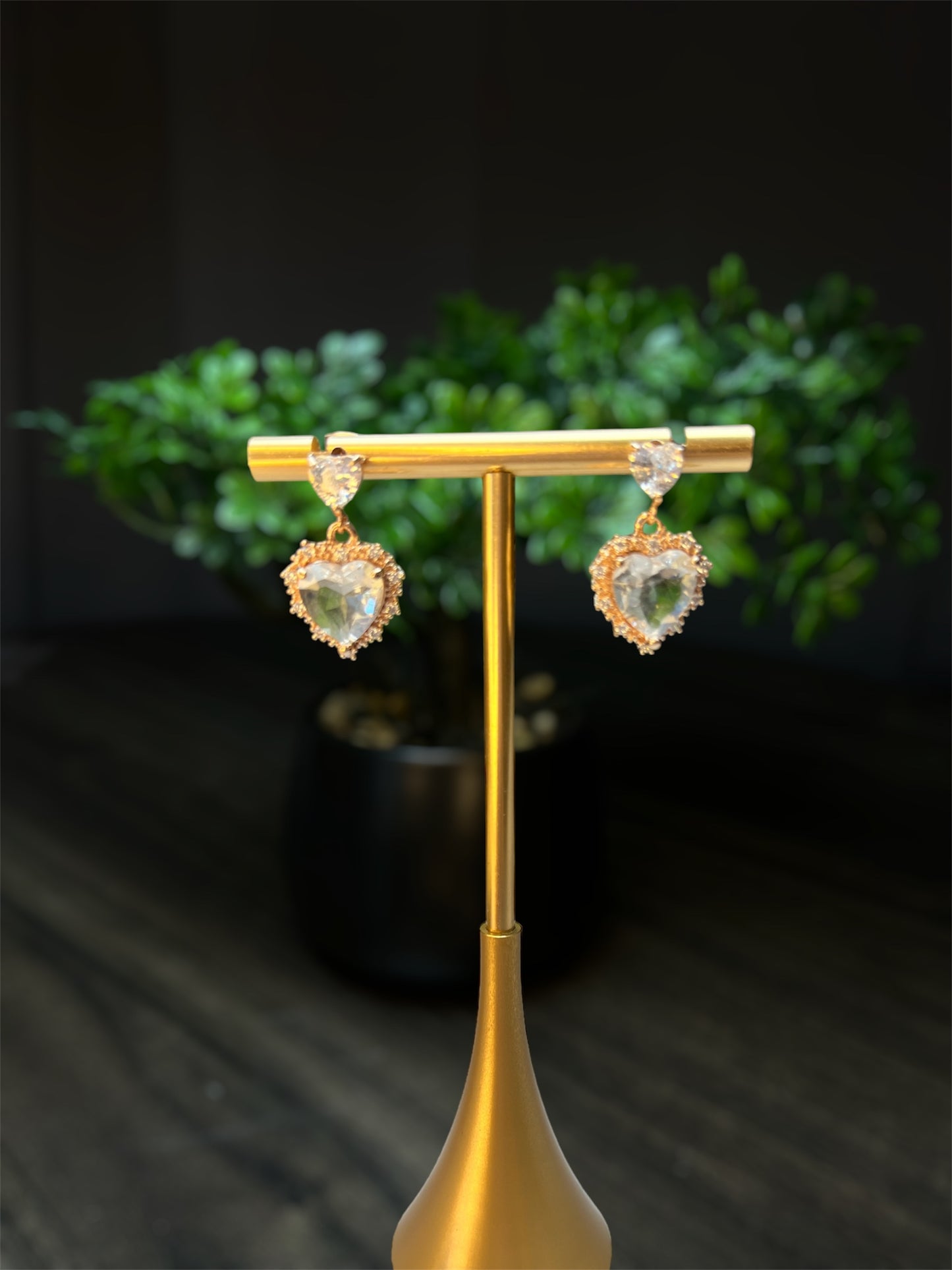 Heart Shaped Diamond Earrings E117