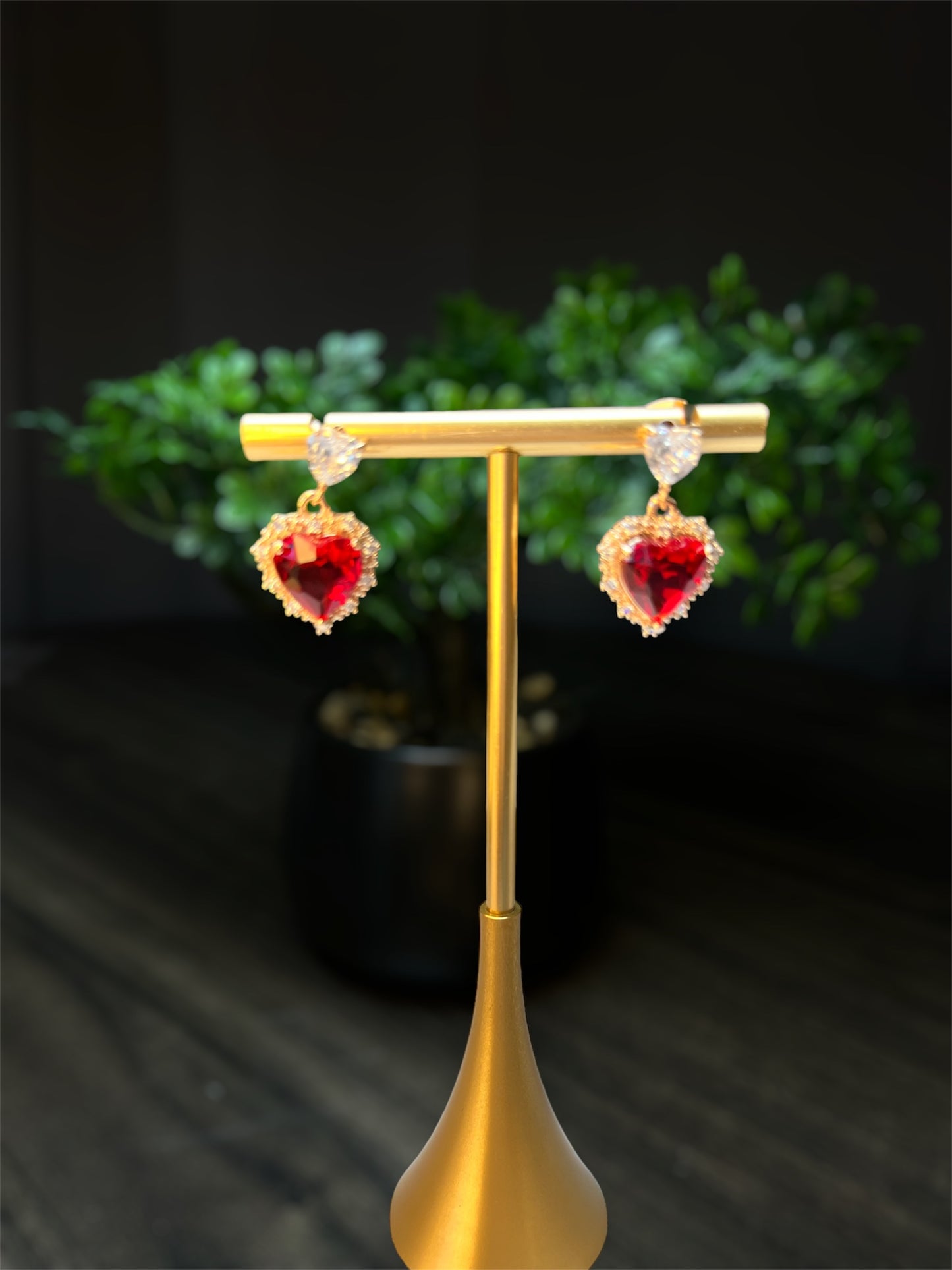 Heart Shaped Diamond Earrings E117