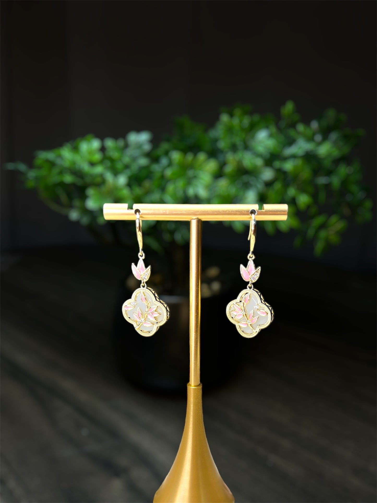 Golden View Earrings E149