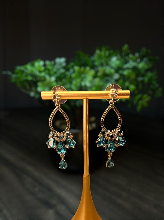 Sea Blue Crystal Long Earrings E131