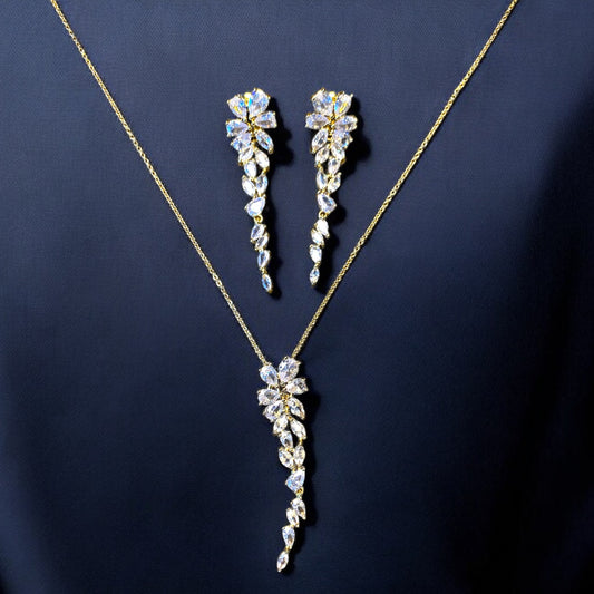 Shiny Crystal and Gold Long Necklace N034