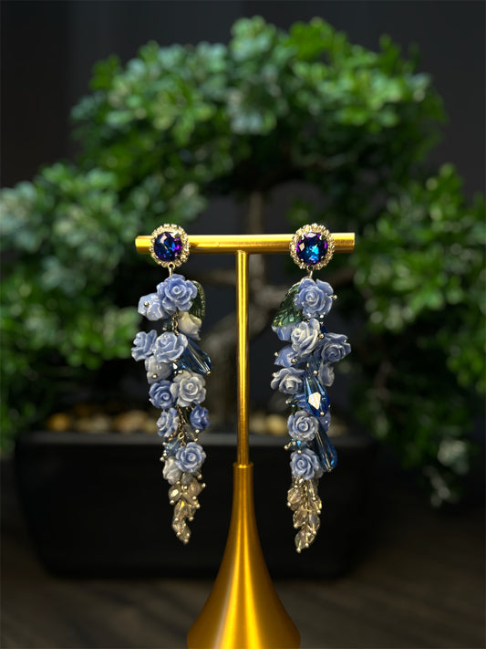 Blue Bundle of Flowers Earrings E103